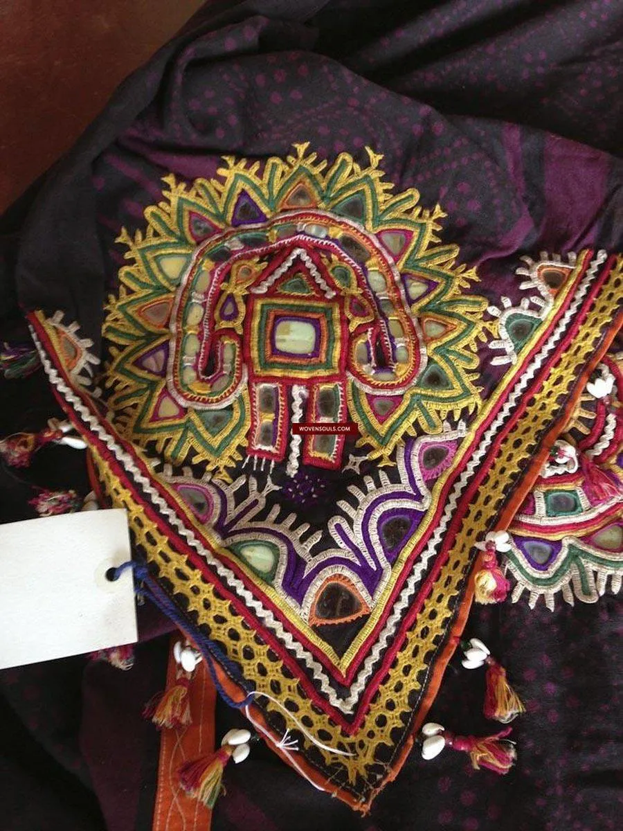 466 Superb Old Kutch SHawl Textile - Rare Square format