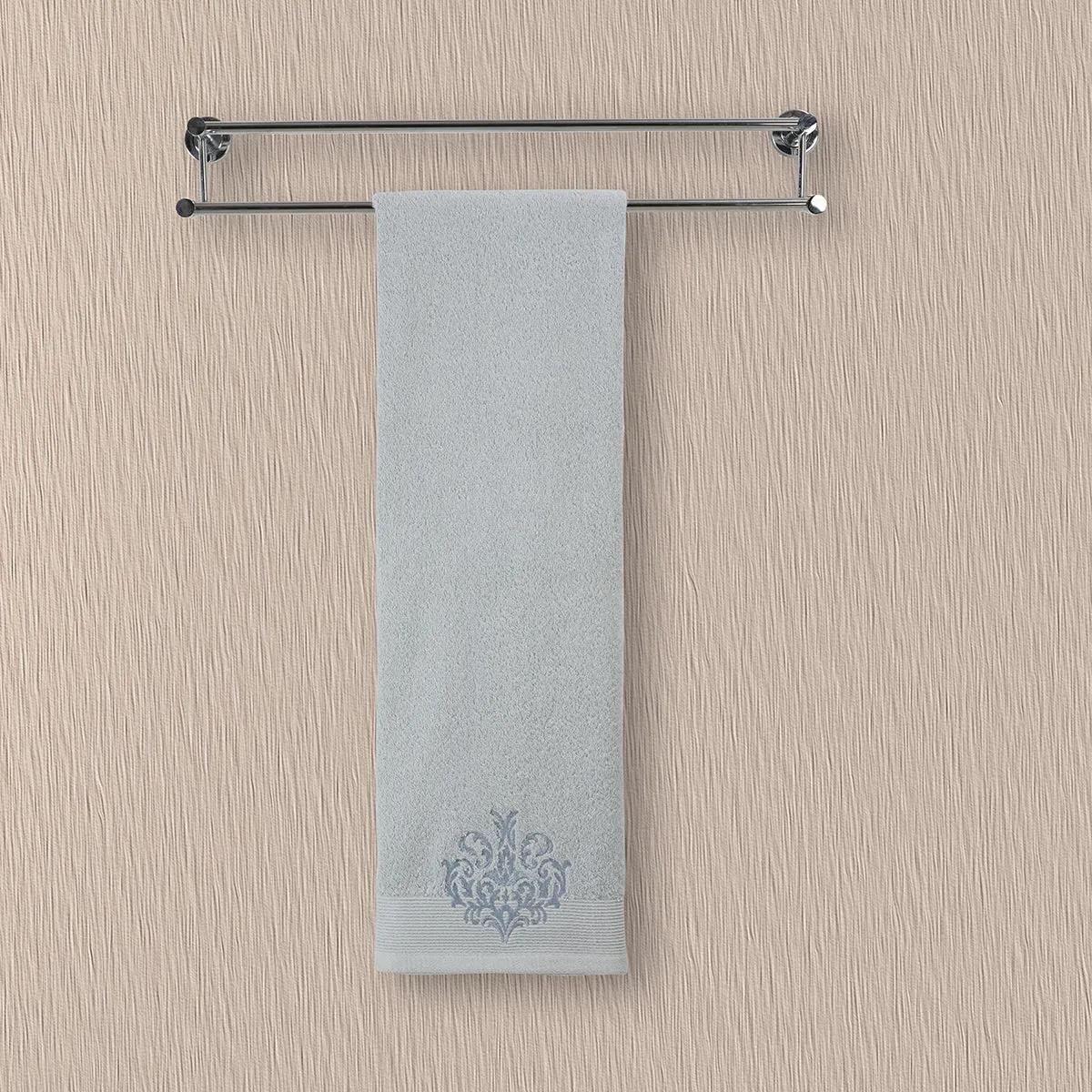 Acanthus Serenity Dutch Embroidery Machine Towel