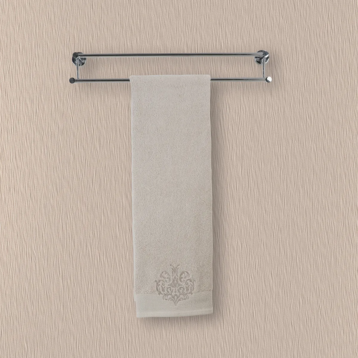 Acanthus Serenity Dutch Embroidery Machine Towel