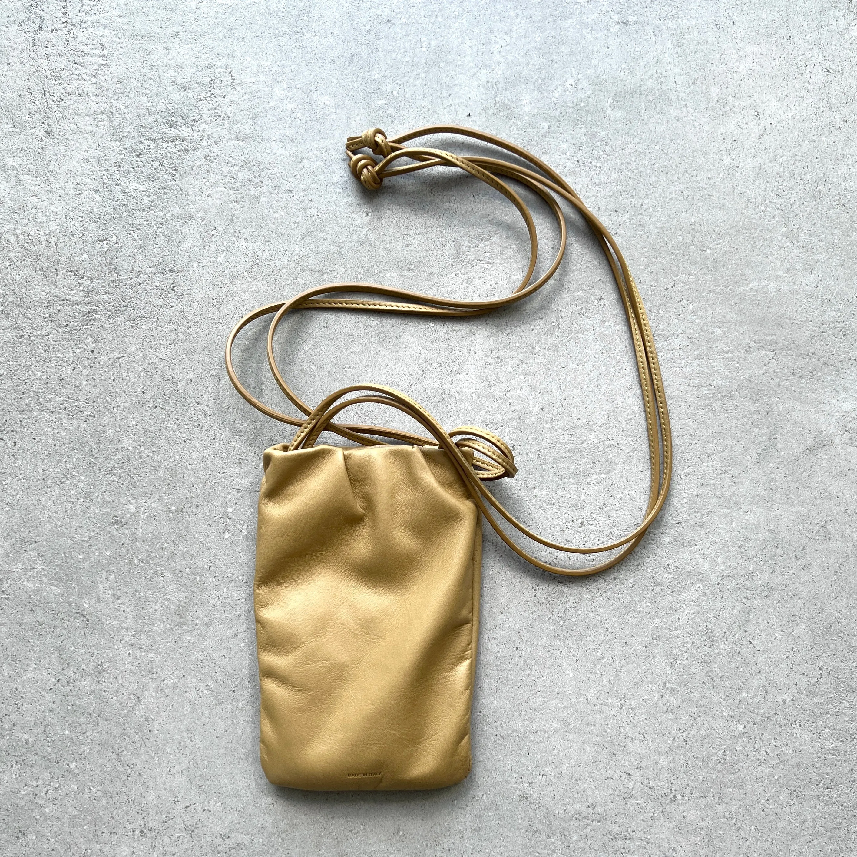 Bourse Phone Holder, Sahara