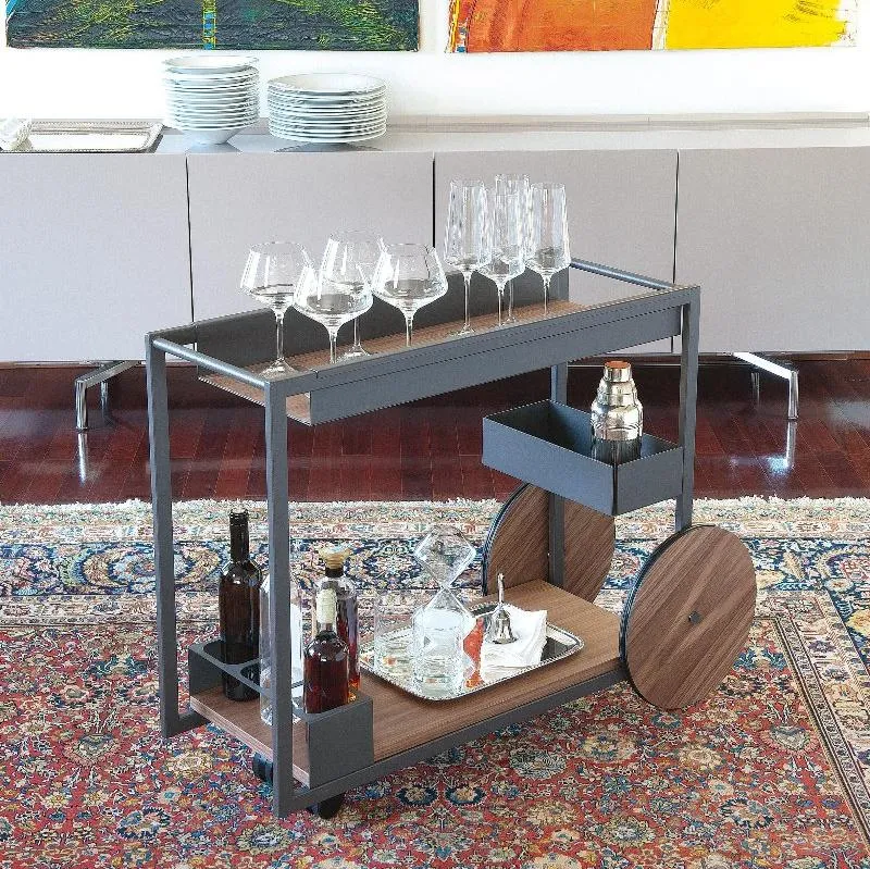 BRANDY Trolley Bar