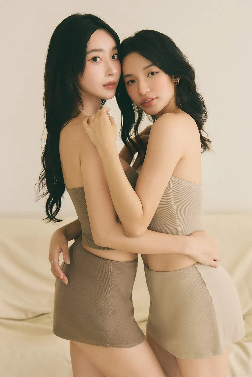 一見鍾情羅紋平口BraTop<br>Elegant Rib Knit Strapless BraTop