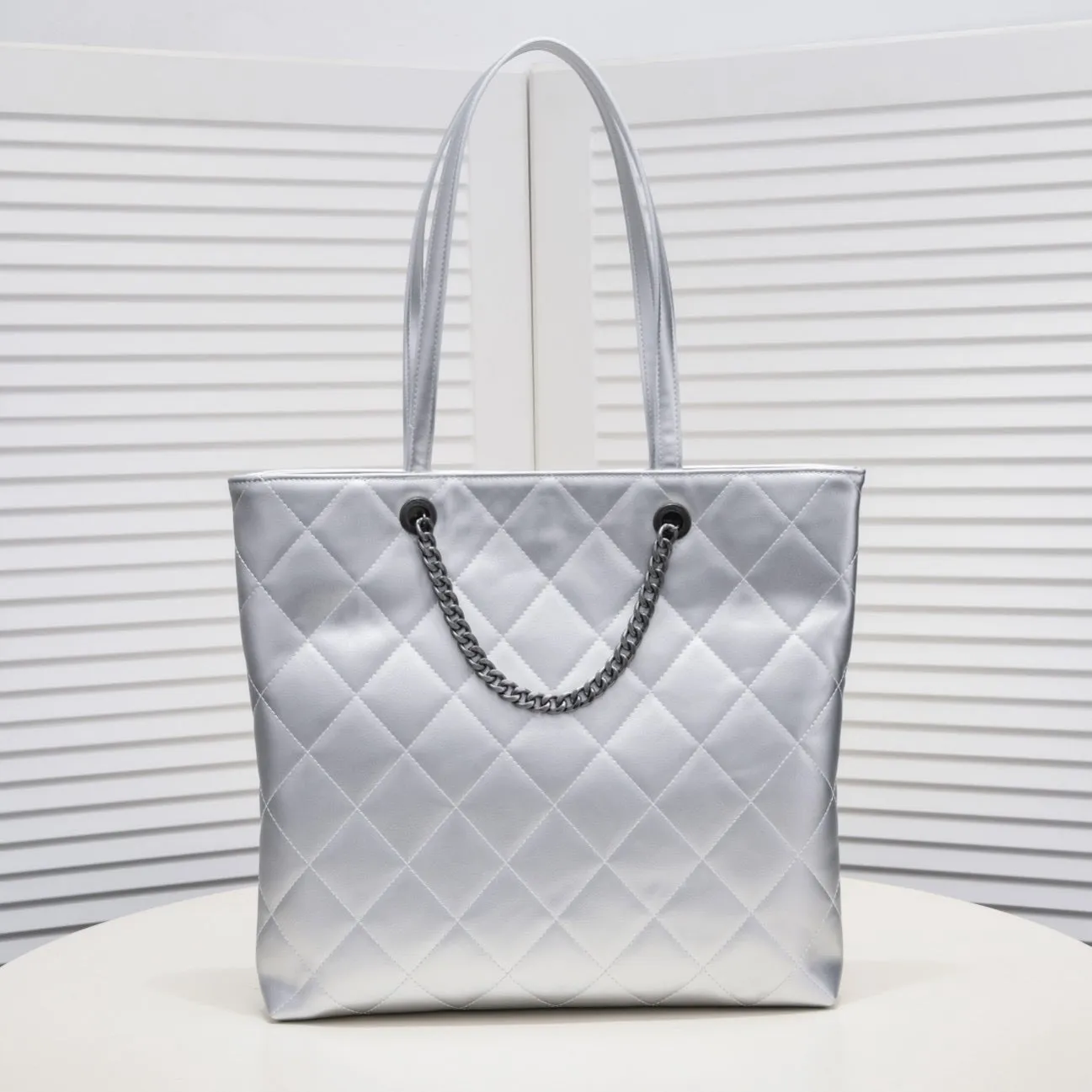 CC713 Shopping Bag / 14.6x14.2x2.4inch