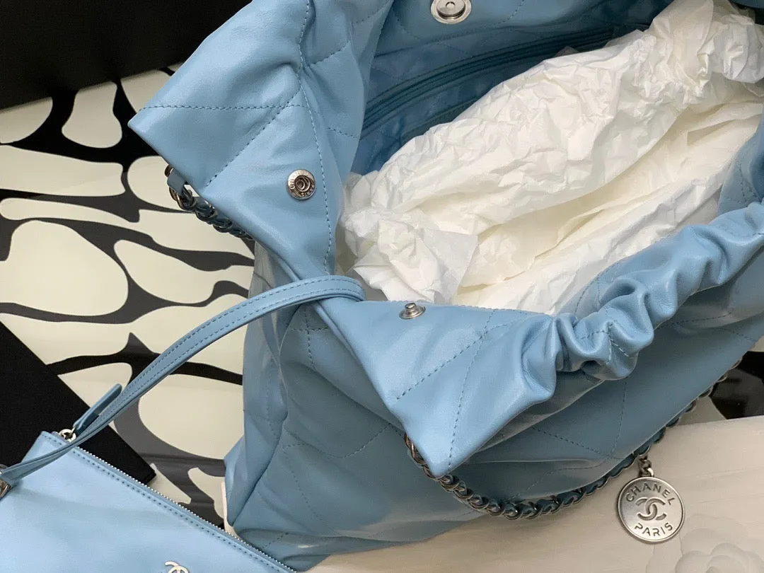 CC784 CHANEL 22 Bag / HIGHEST QUALITY VERSION / Small/Medium