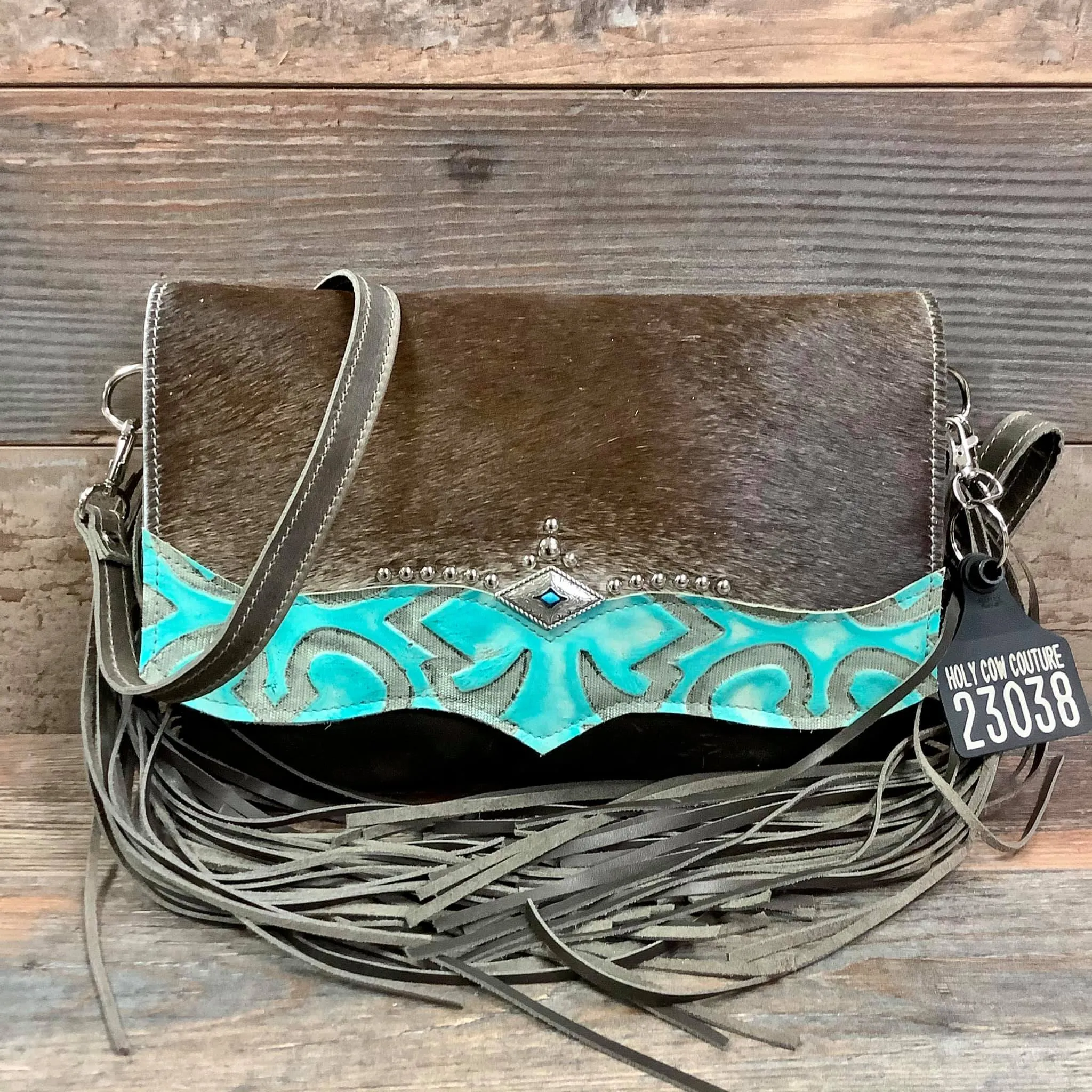 Classy Cowgirl #23038