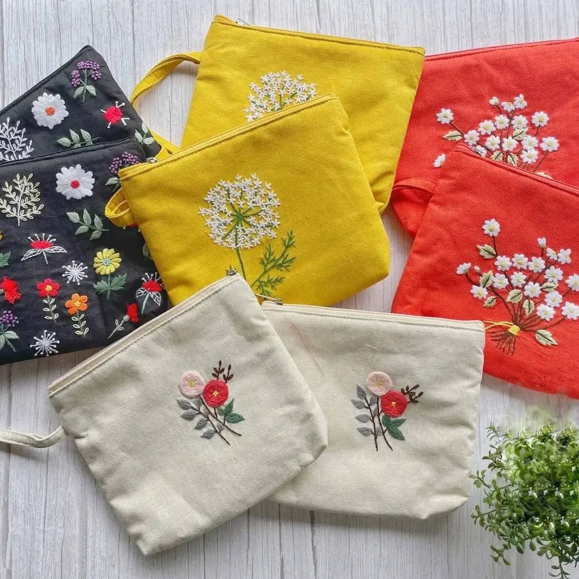 Daisy Bouquet Orange Flower Embroidered Cosmetic Bag