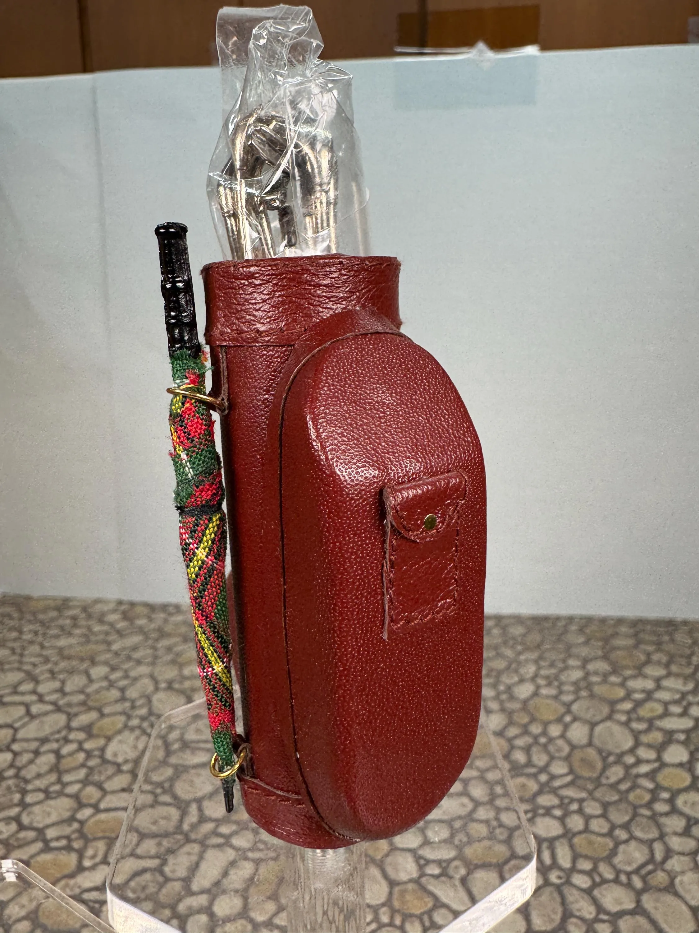 Dollhouse Miniature ~ Vintage Leather Golf Bag & Metal Clubs Set With Umbrella