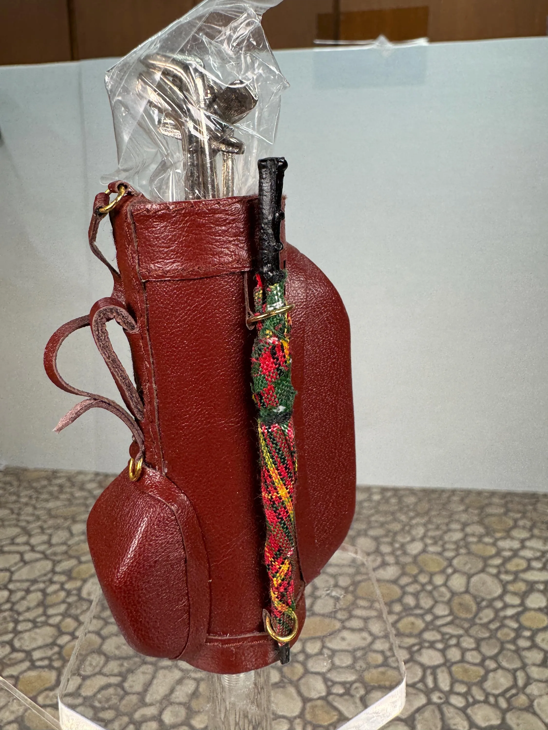 Dollhouse Miniature ~ Vintage Leather Golf Bag & Metal Clubs Set With Umbrella