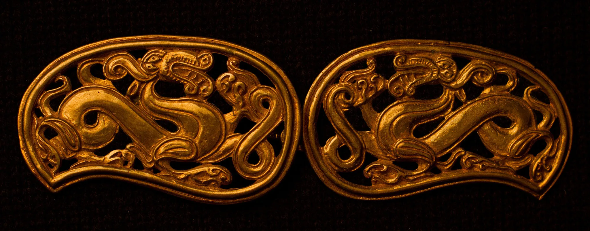 Dragon Clasp, round, openwork - Z-49