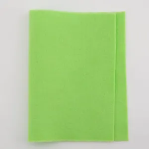 Felt ~ 100% Wool ~ 1-1.2mm thick ~ Apple ~ Colour 626