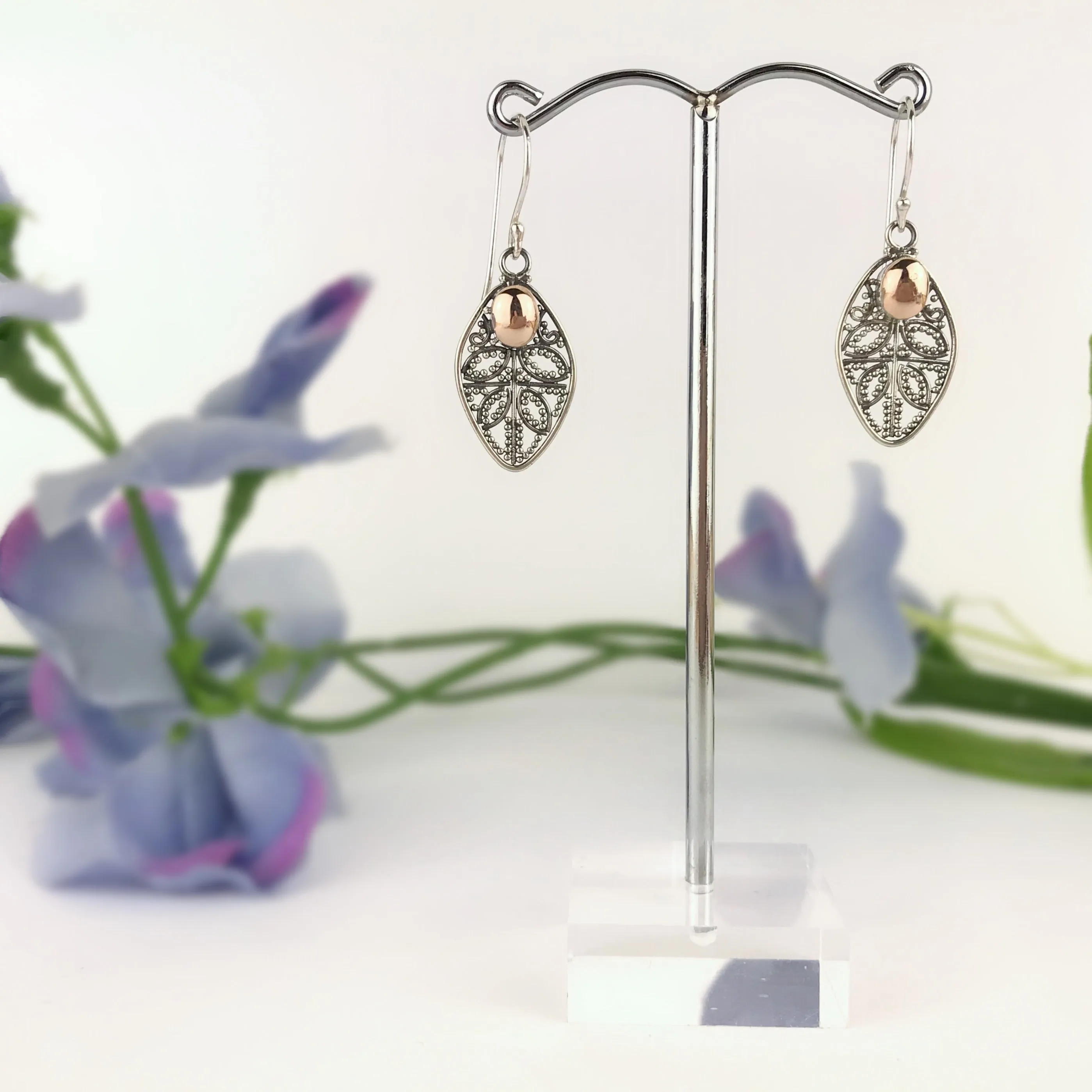 Gold Leaf Earrings - VE404