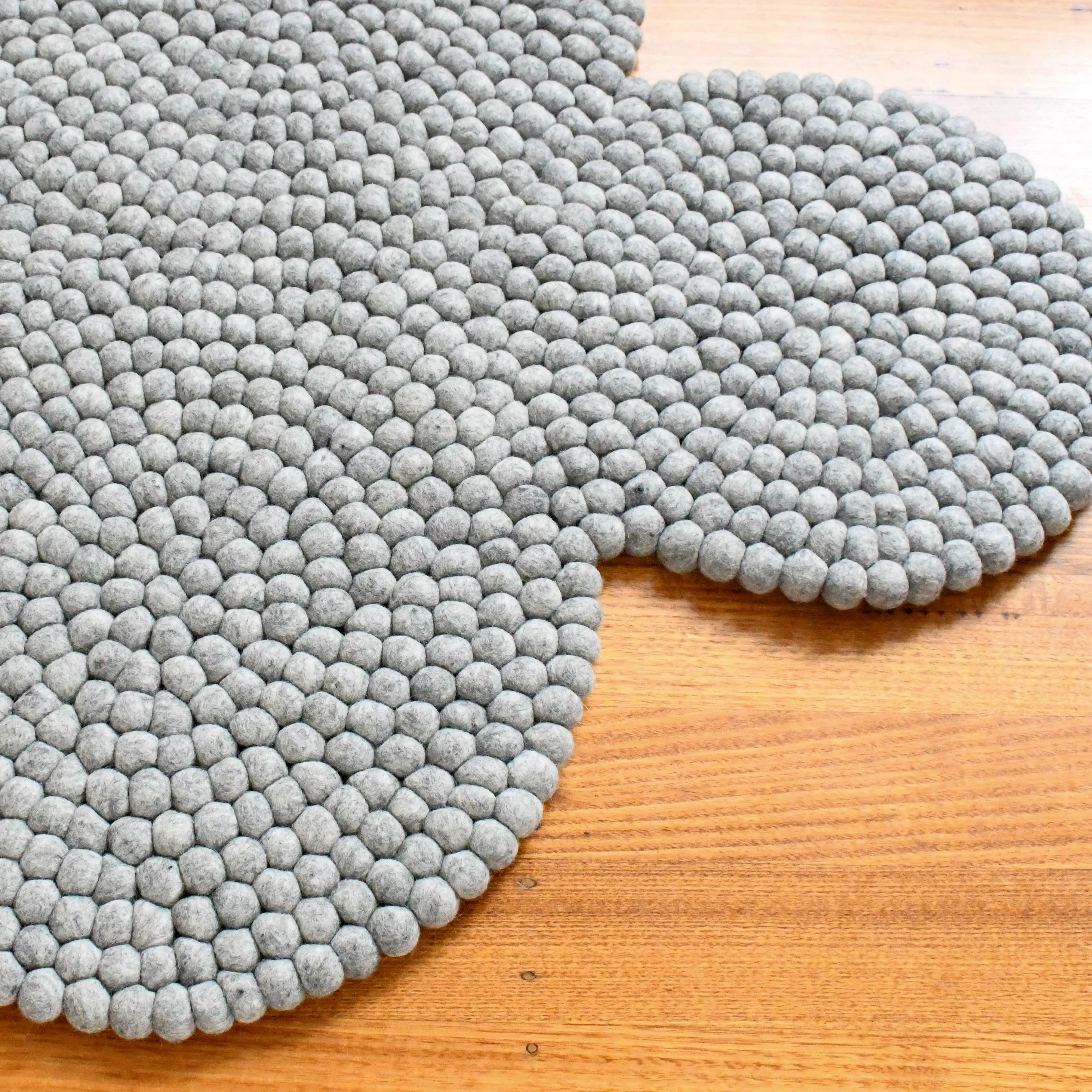 Grey Cloud Felt Ball Rug (170cm)