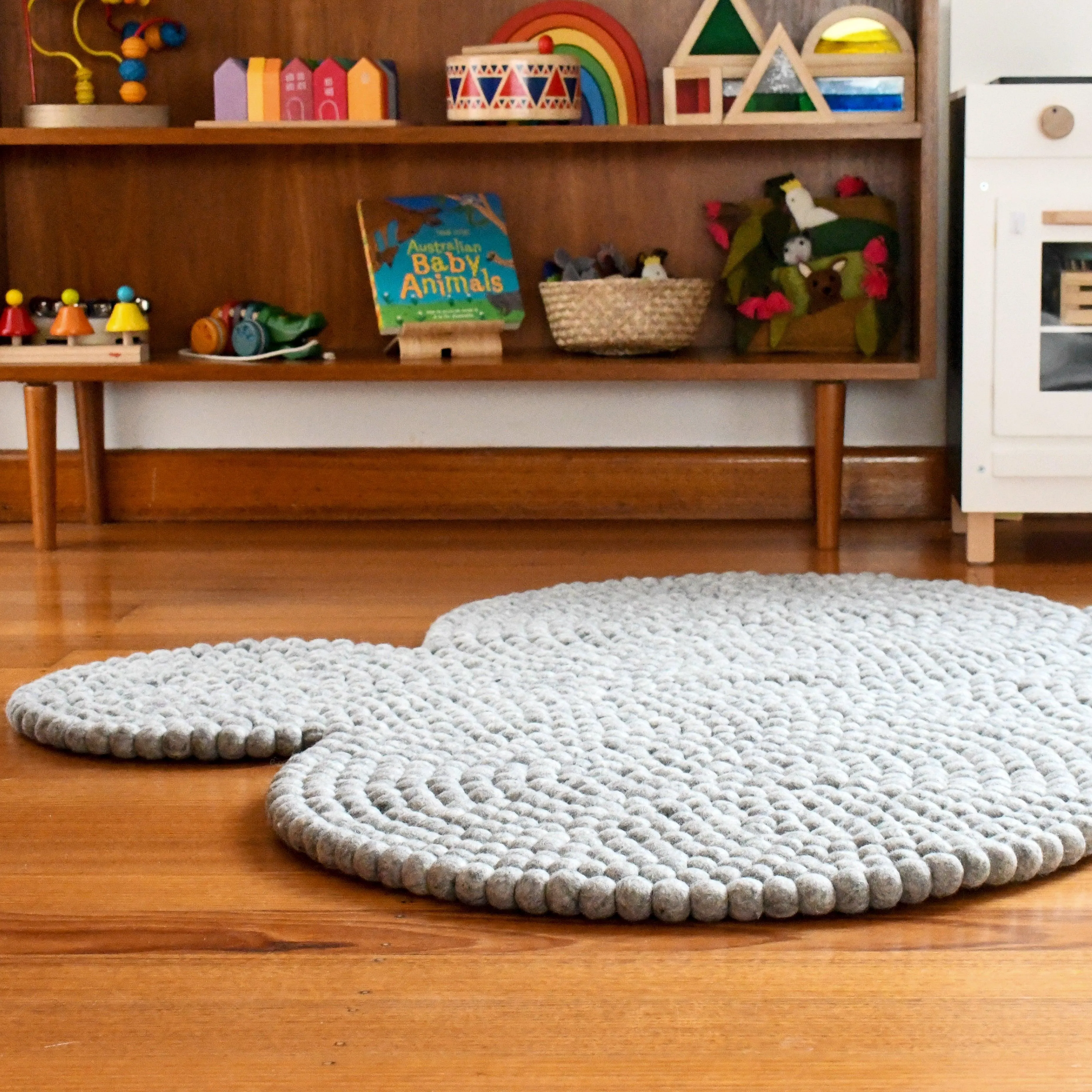 Grey Cloud Felt Ball Rug (170cm)