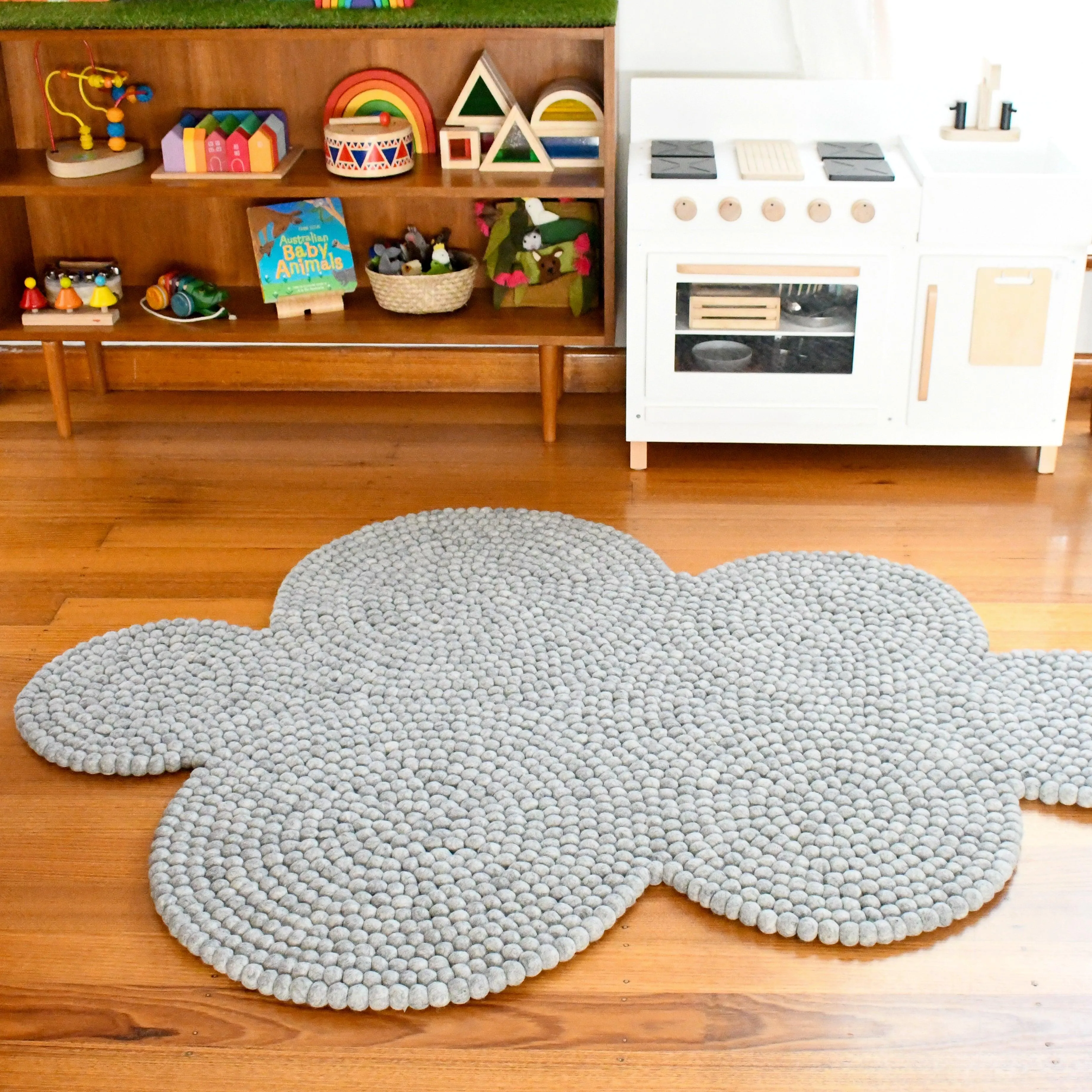 Grey Cloud Felt Ball Rug (170cm)