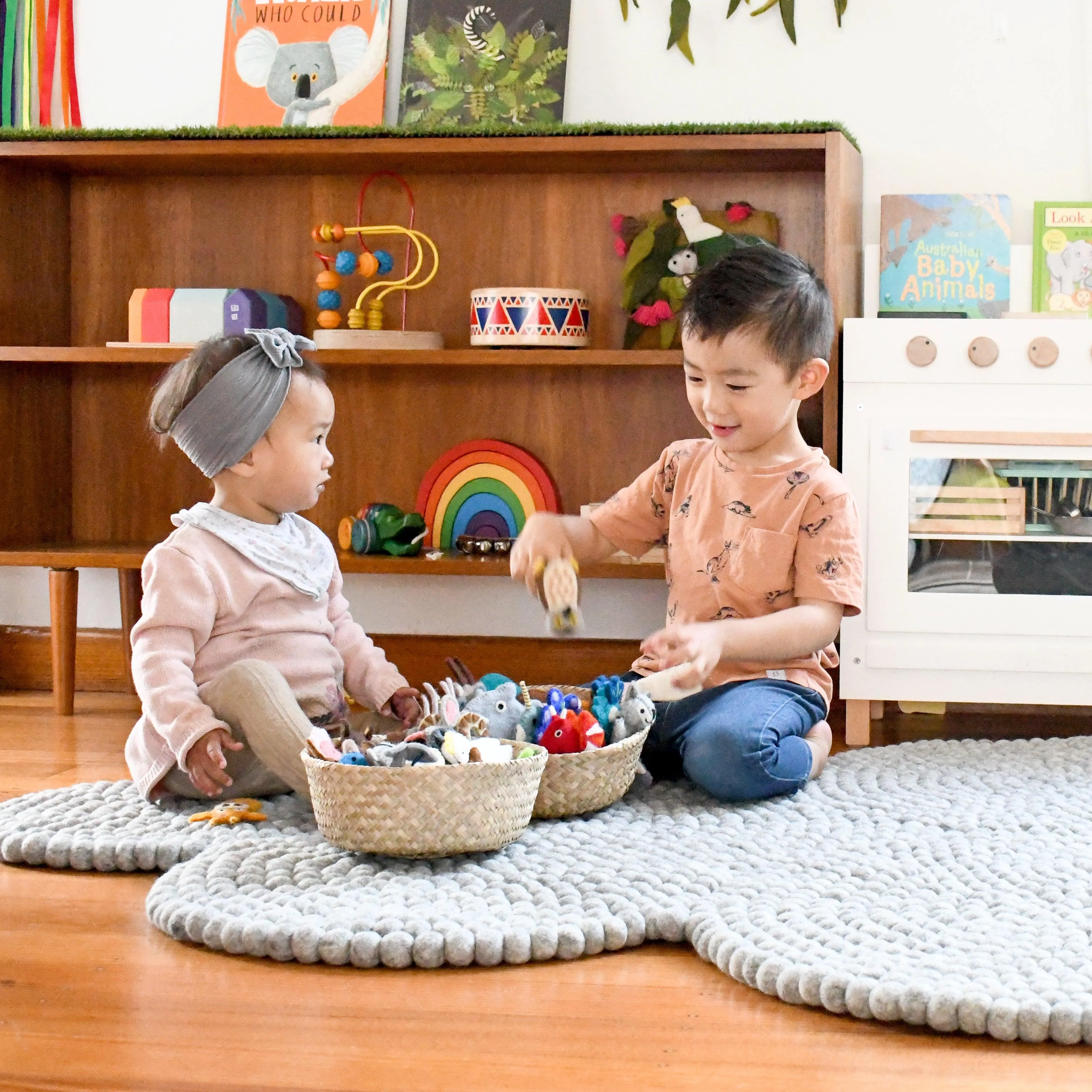 Grey Cloud Felt Ball Rug (170cm)