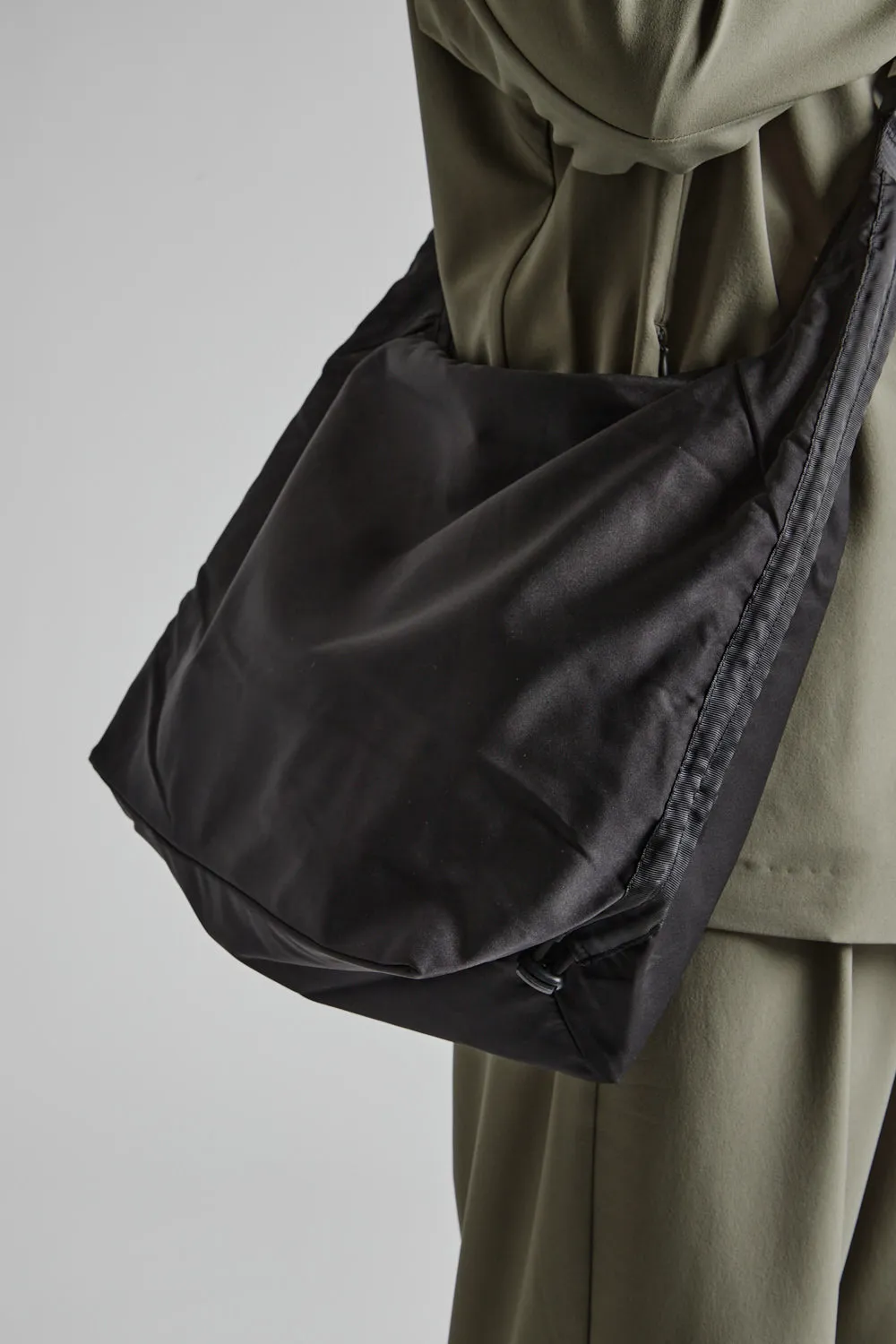 Hey Sling Bag - Black