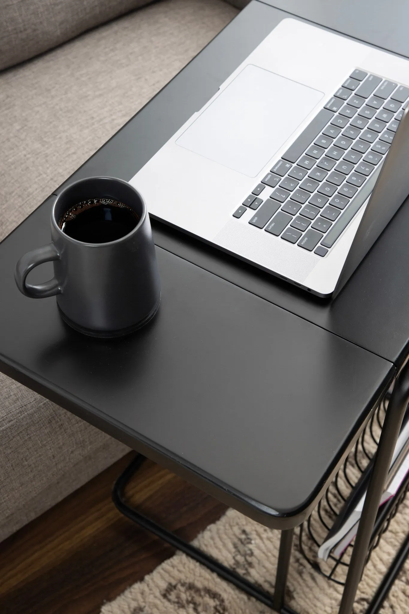 Kura Expandable C-Table