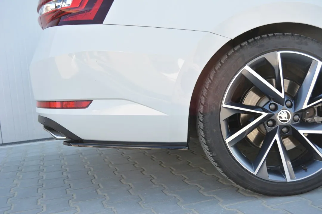 Maxton Design - REAR SIDE SPLITTERS SKODA SUPERB III