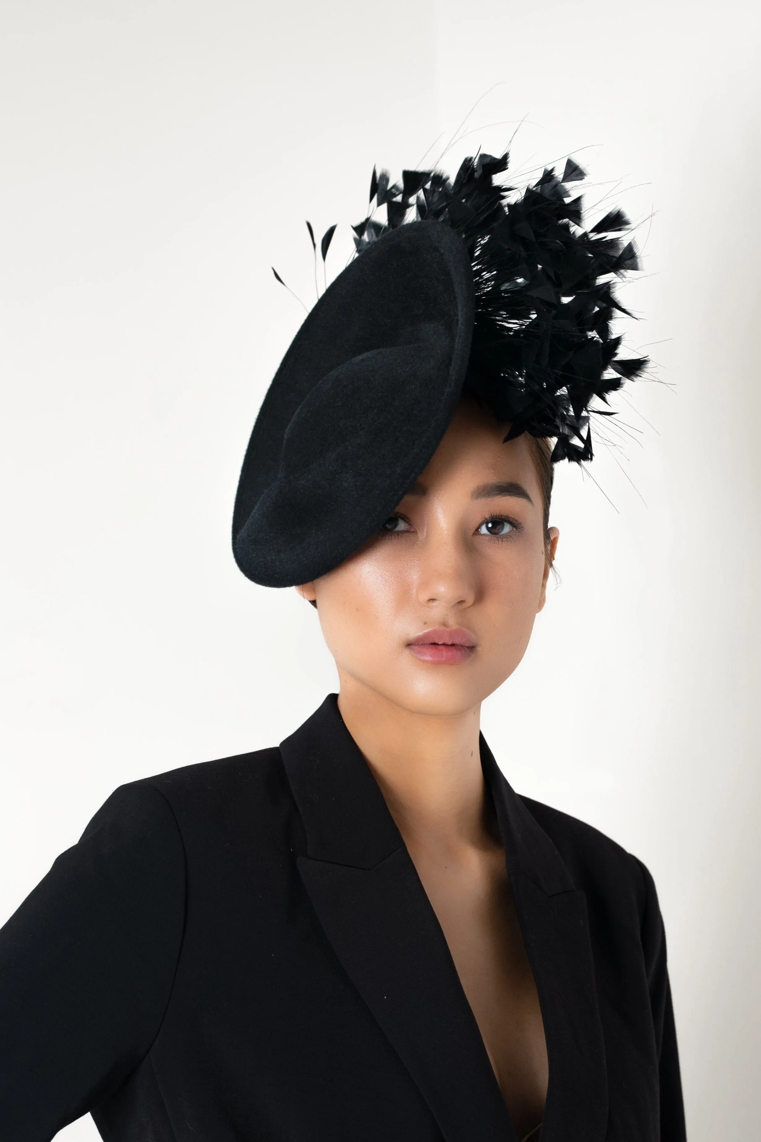 Occasion Hat With Feathers - Sami