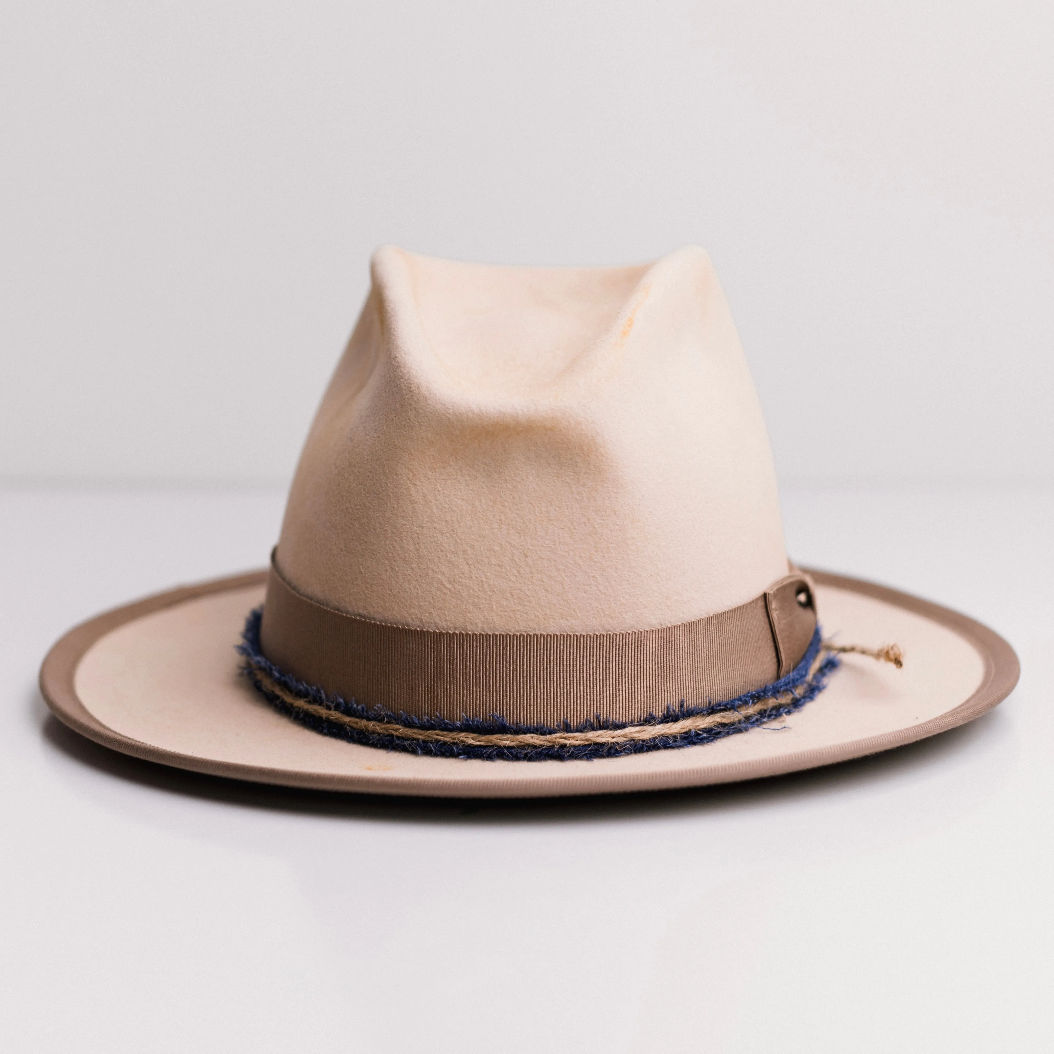 Old-World Buckler Fedora