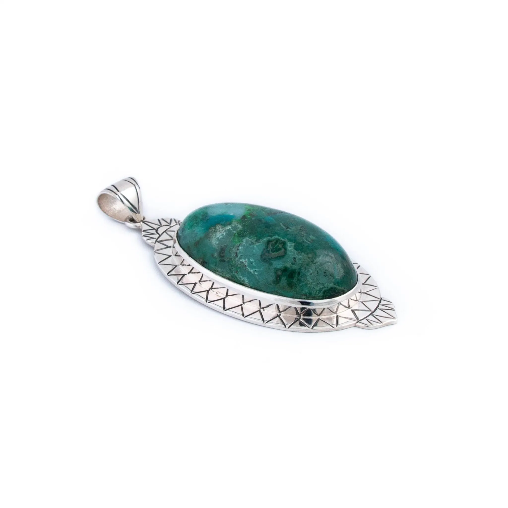 Ornate Gem Silica Pendant