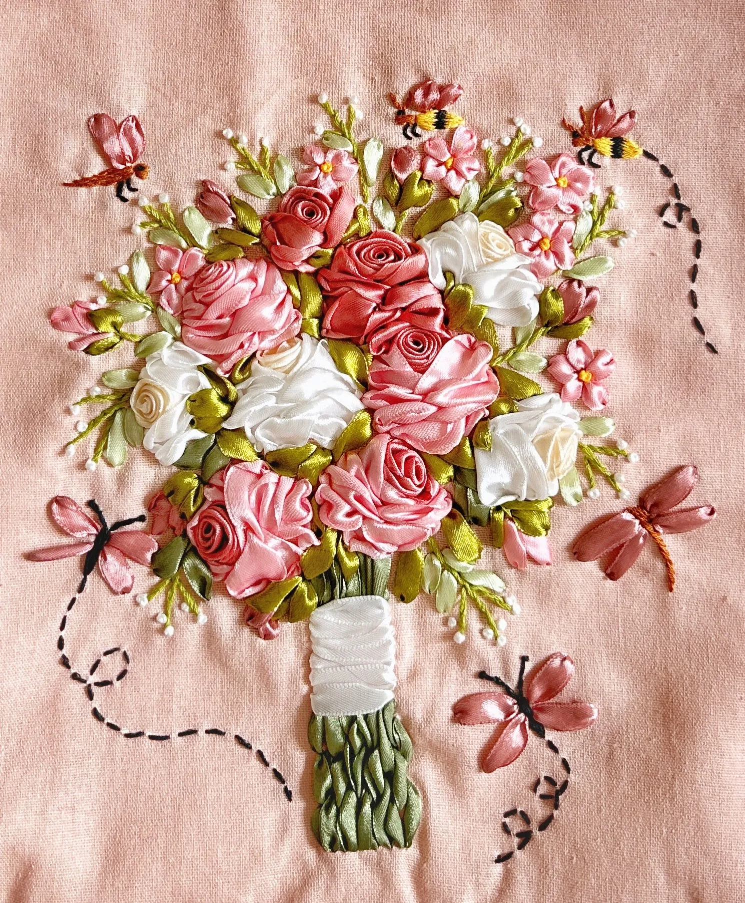 Pink Linen Bag With Flower Bouquet Ribbon Embroidery