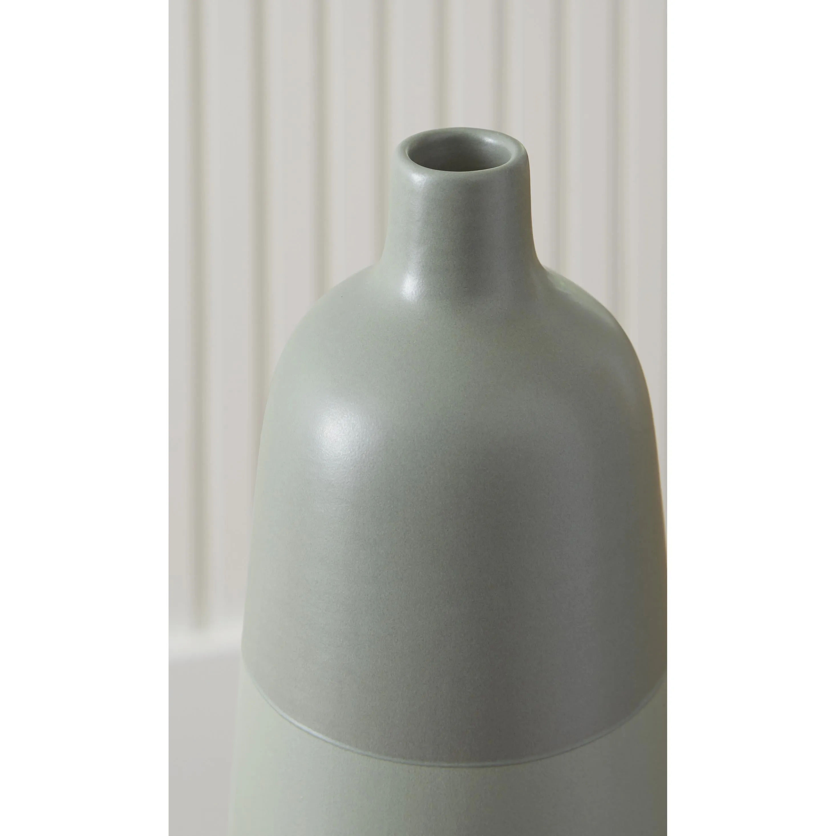 Signature Design by Ashley Peerland A2000655 Vase