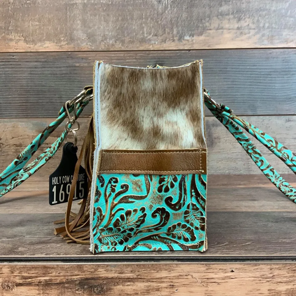 Small Town Tote #16915