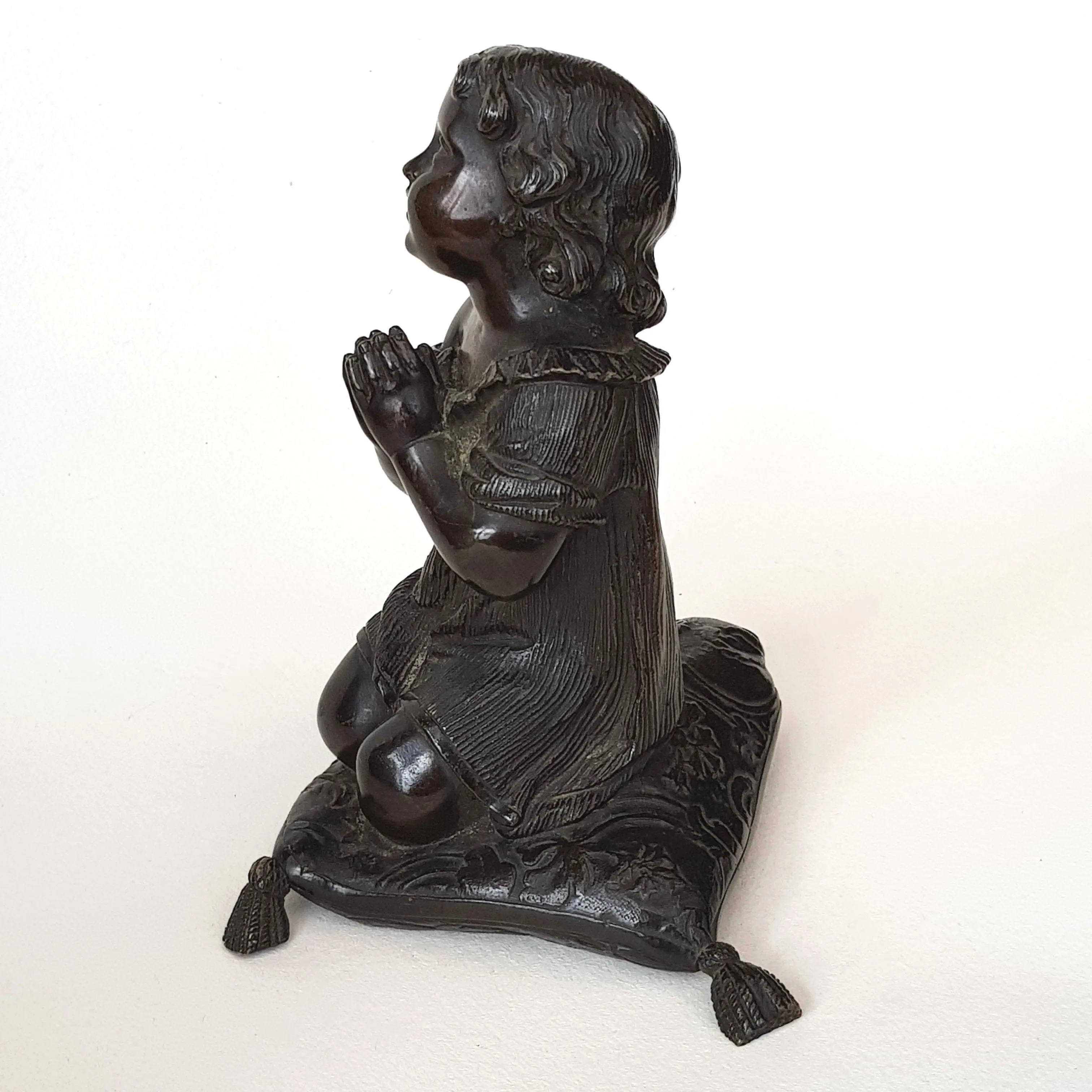 Superb Bronze Statue Figure Of A Young Girl In Prayer Antique Victorian circa 1870