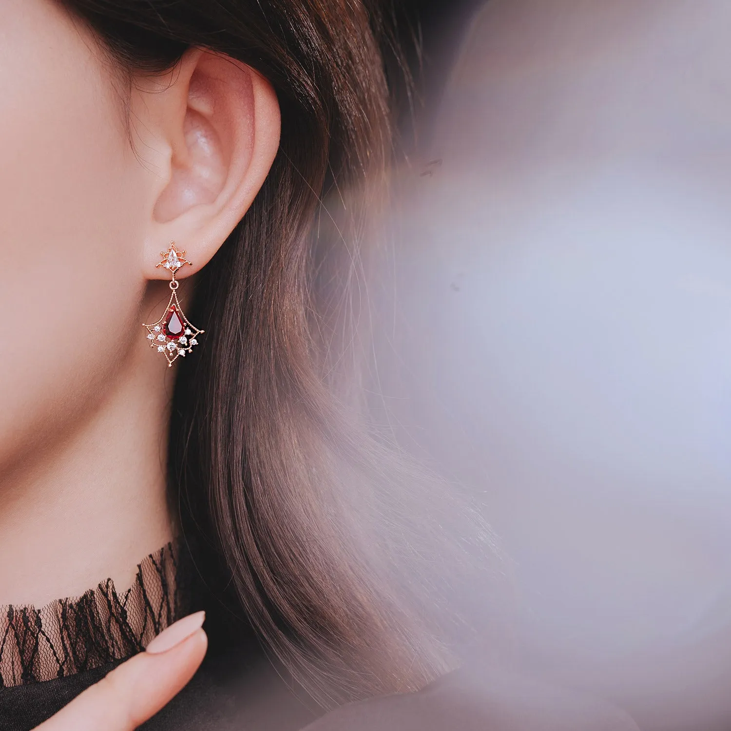 VERITAS 2 Earring