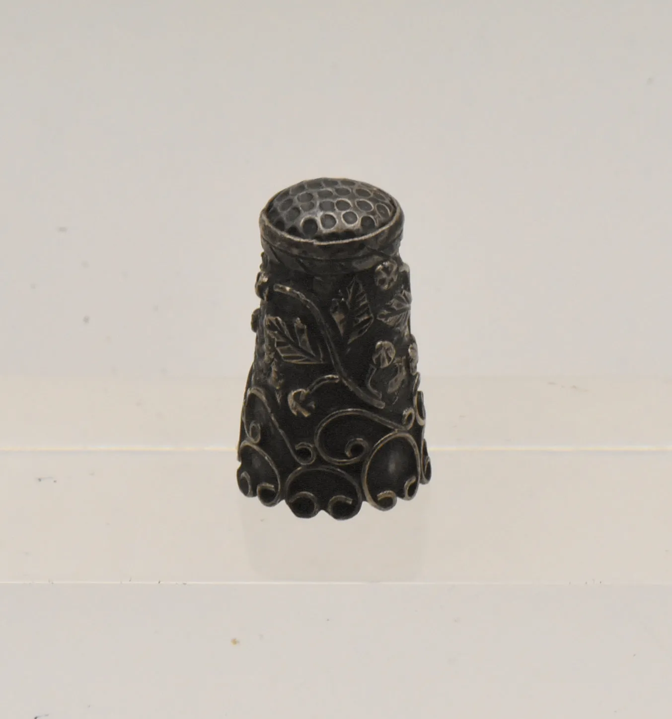Vintage Sterling Silver Ornate Thimble
