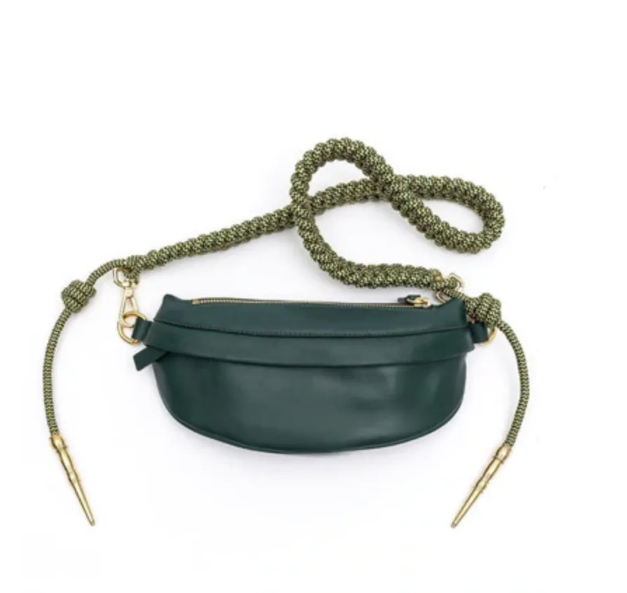 Women's Casual Leather Shoulder Bag With Weaving Belt