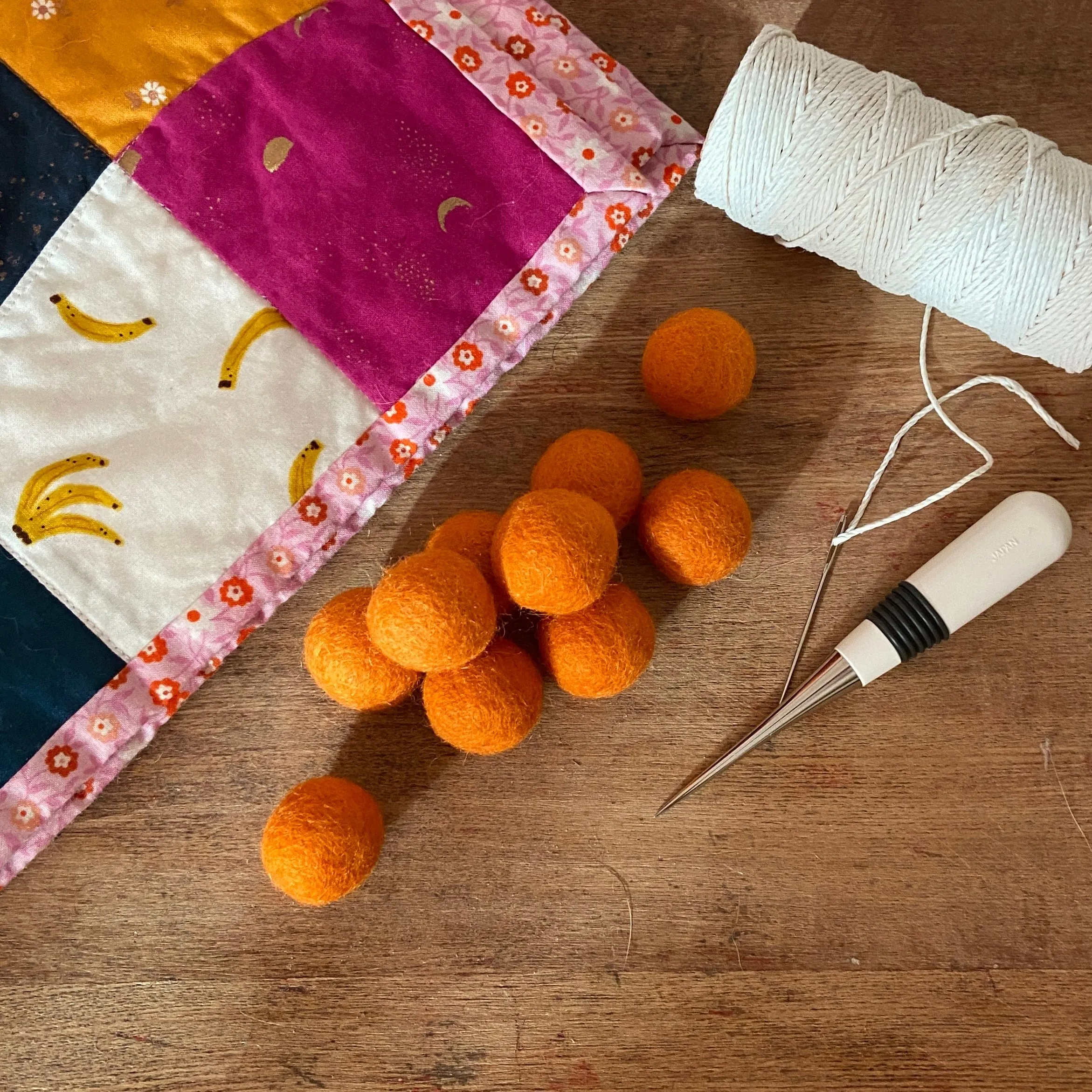 Wool Felt Balls - #12 Pumpkin - Ten 1" Balls, 2.2cm