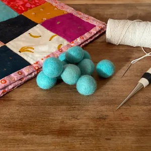 Wool Felt Balls - #20 Robin's Egg - Ten 1" Balls, 2.2cm