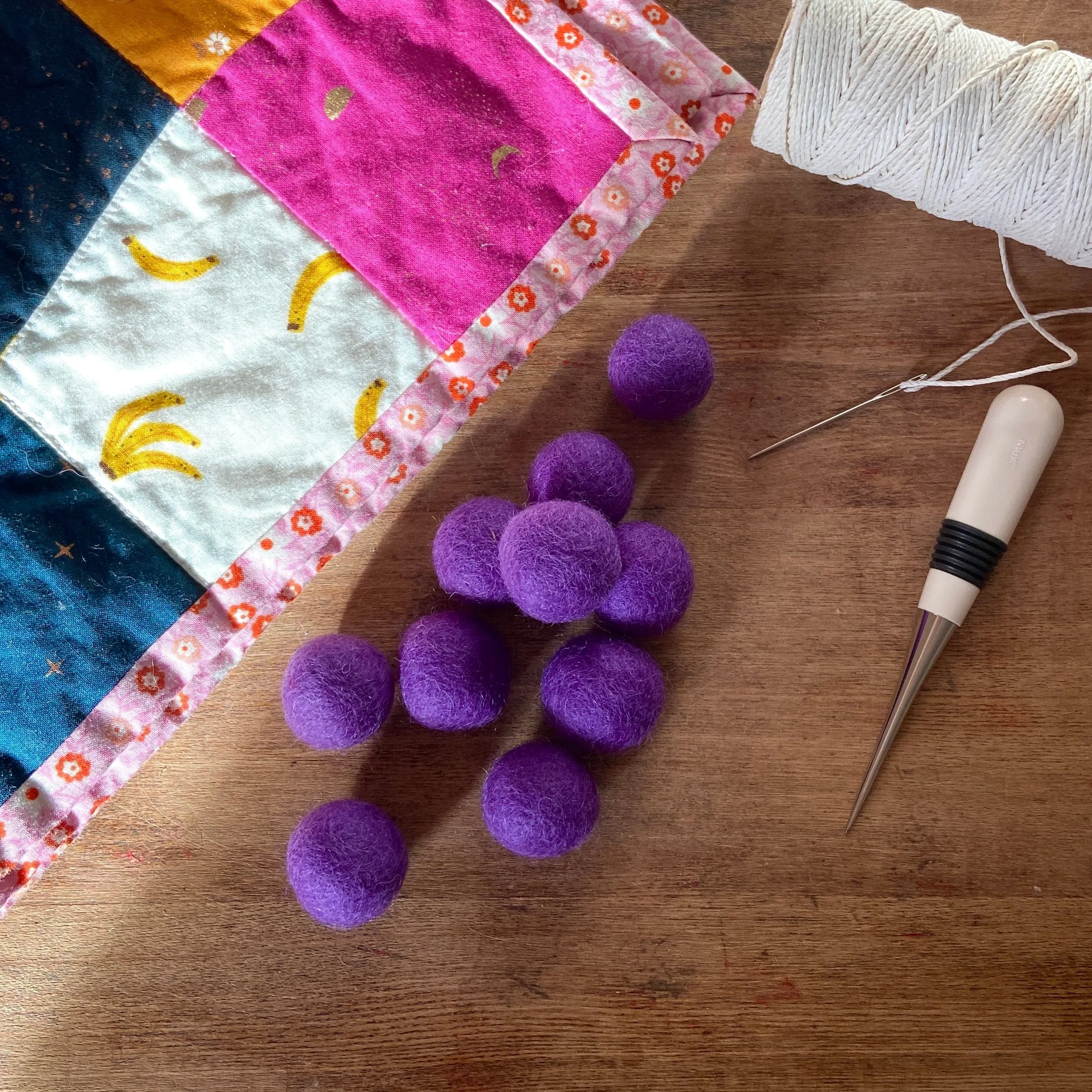 Wool Felt Balls - #37 Lupine - Ten 1" Balls, 2.2cm